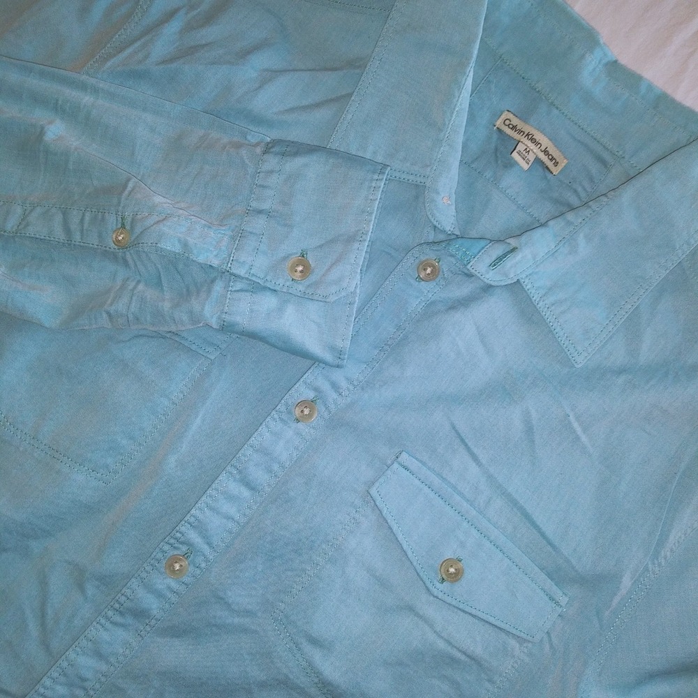 Calvin Klein Jeans Light Blue Button Down Shirt Long Sleeve Roll Tab Size M